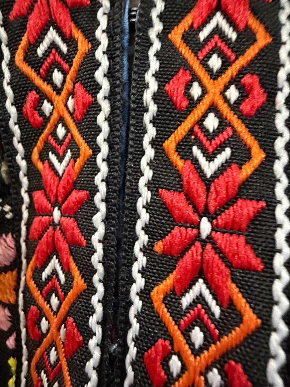FARM Rio Aztec Shift Dress . Large - Picture 4 of 8